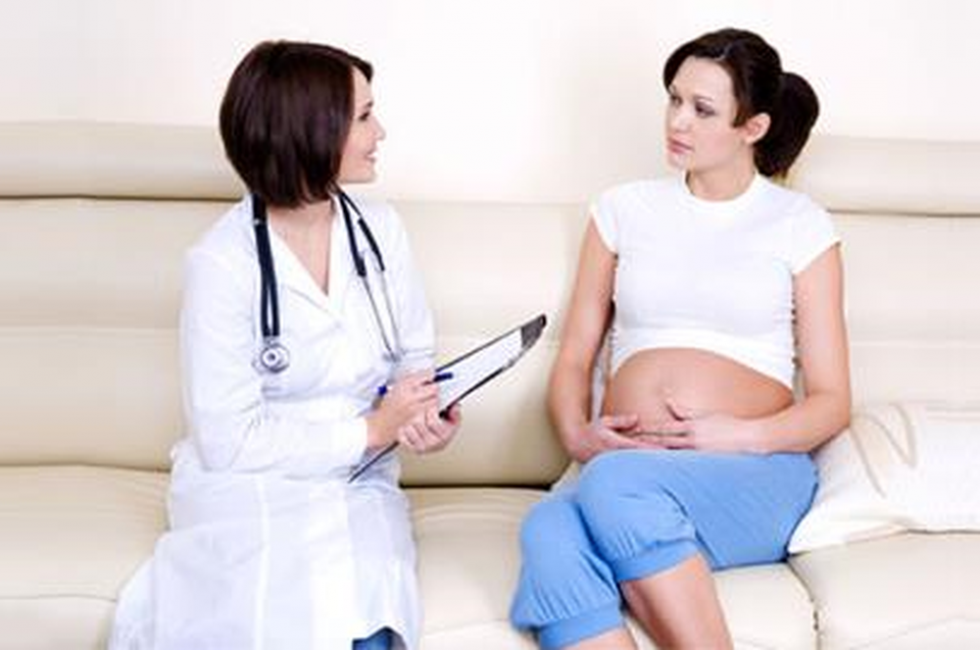 Nếu chị em có thai trong thời gian đang tiêm ngừa viêm gan B thì nên ngưng tiêm